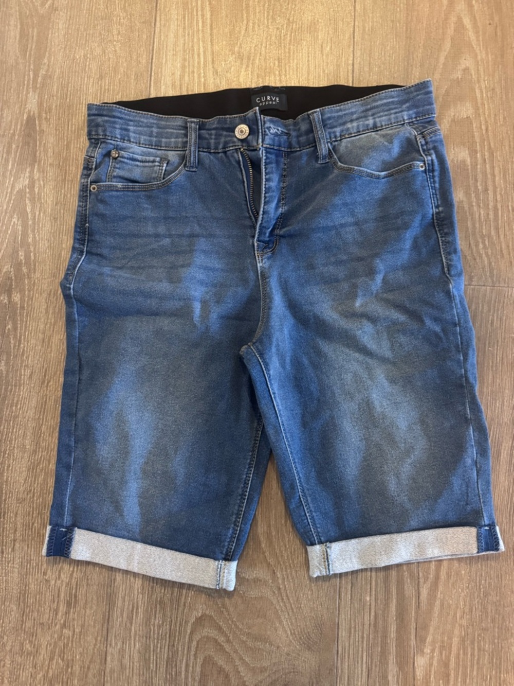 Curve & Co. Women's Dark Blue Denim Bermuda Shorts